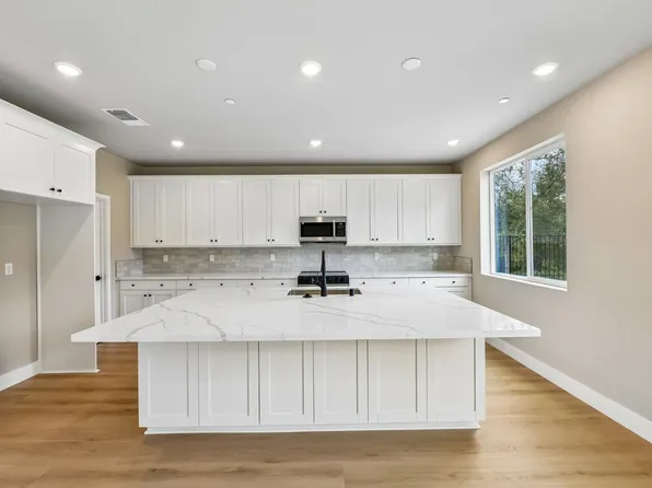 1017 Utah Dr, Placerville, CA 95667