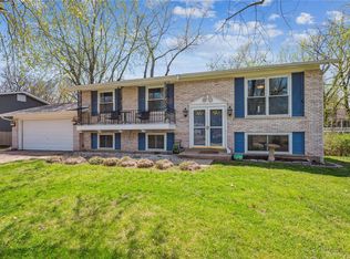 220 Burncoate Dr, Saint Louis, MO