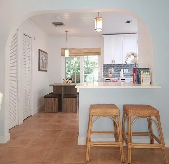 309 E Calzada De Bougainville — Photo 14