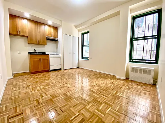 Rented by City & Suburban | media 8