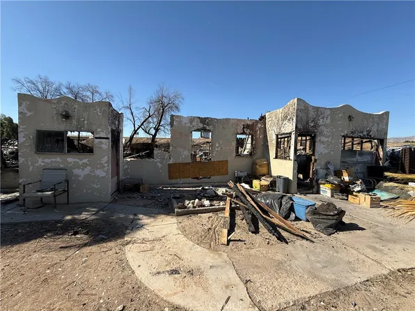 905 Bush St, Needles, CA 92363