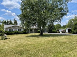 2052 Bronco Rd, Hillsville, VA 24343