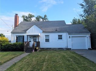 1307 Woodland St NE, Warren, OH