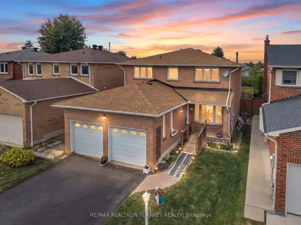3155 Barwell Rd, Mississauga, ON L5L 3Z6