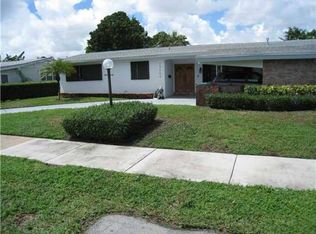 19520 NE 19th Pl, Miami, FL 33179