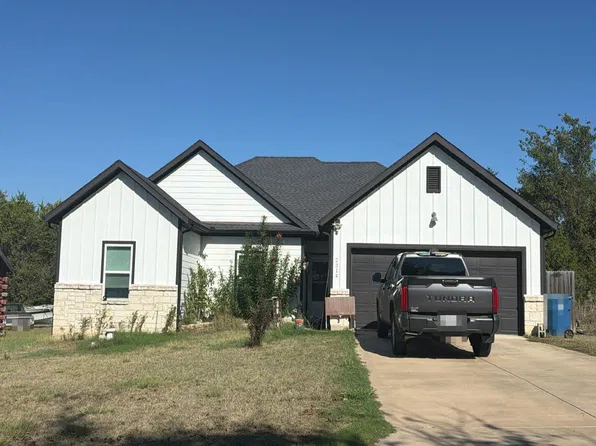 2314 Creek Dr, Granbury, TX 76048