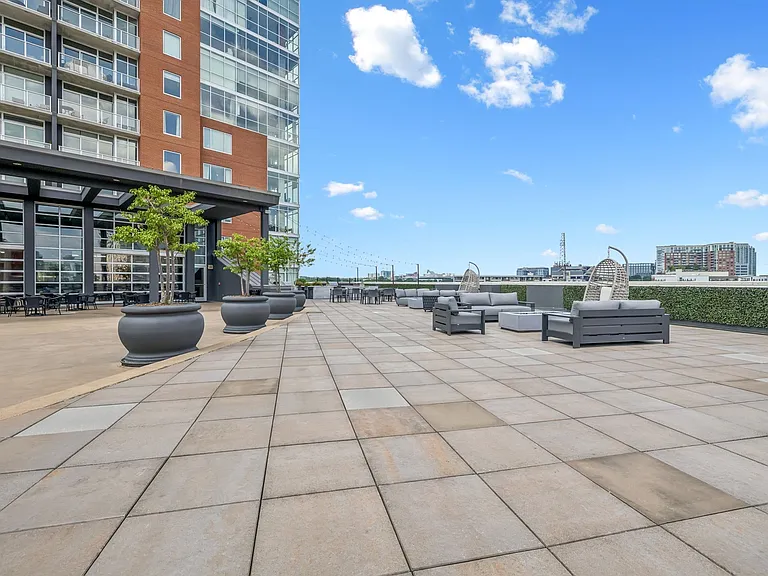 600 12th Ave S #525 — Photo 44