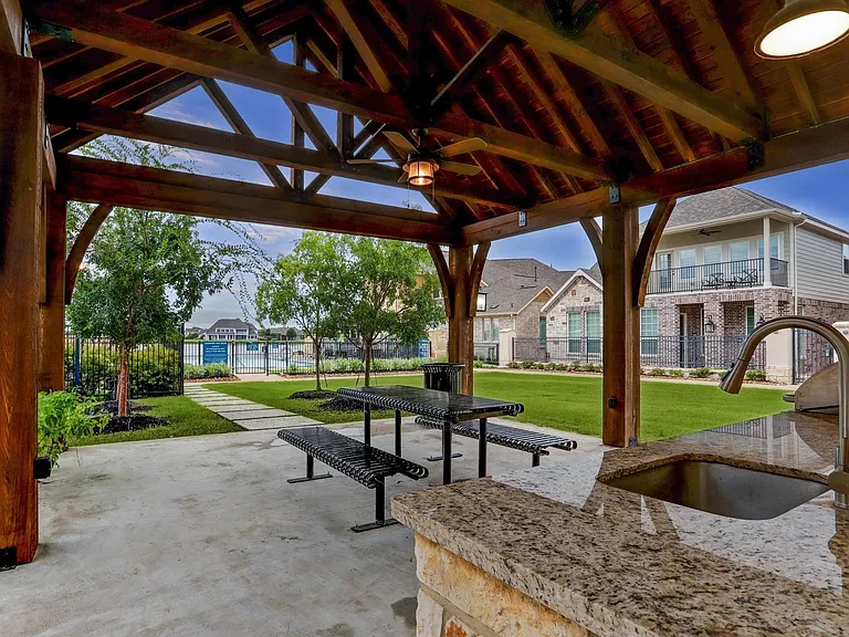 9522 Caddo Ridge Ln — Photo 38