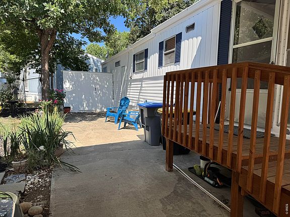 3rd image of 831 17th Ave #37