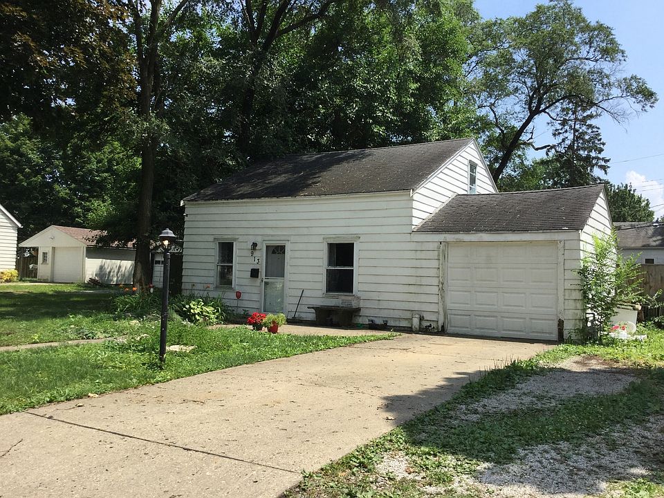 913 W Vine St, Champaign, IL 61821 Zillow