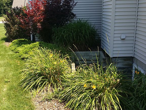 3rd image of 6721 Green Meadow Dr