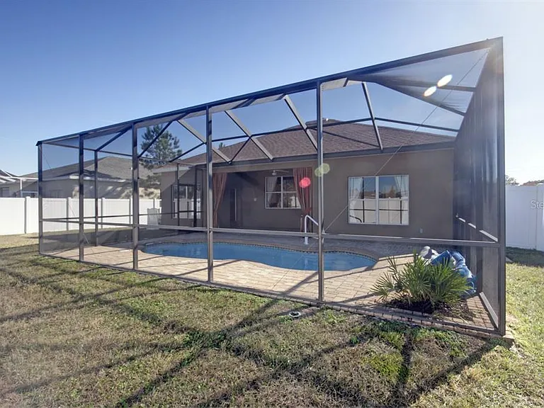15825 Durango Cir — Photo 32