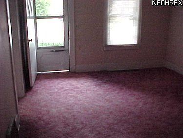 2nd image of 262 Hollywood St