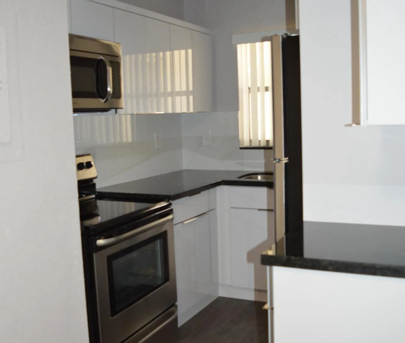 8860 Fontainebleau Blvd — Photo 4
