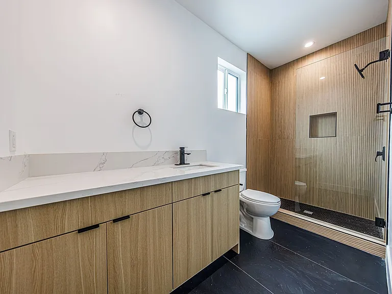 2026 Luxury 3, 4 & 5 Bed Townhomes — Photo 125