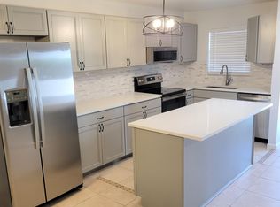 308 Golfview Rd APT 103, North Palm Beach, FL 33408