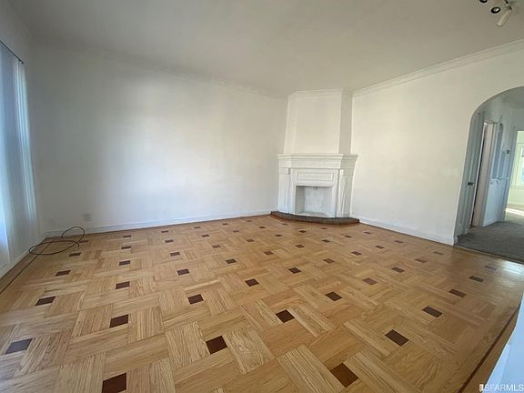 3rd image of 154 Boutwell St