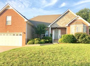 791 Charlsie Elyn Ct, Adams, TN 37010