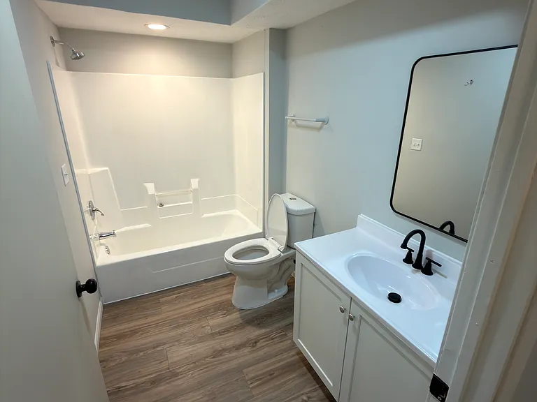 109 Main St NW #109 — Photo 7