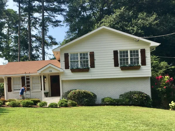 130 Thompson Pl, Roswell, GA 30075