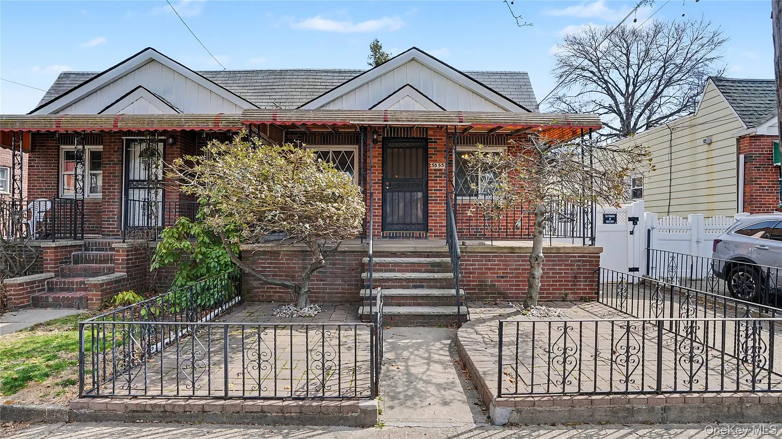 5353 61st Street photo 1