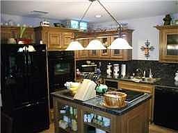 5th image of 15502 China Grove Ln