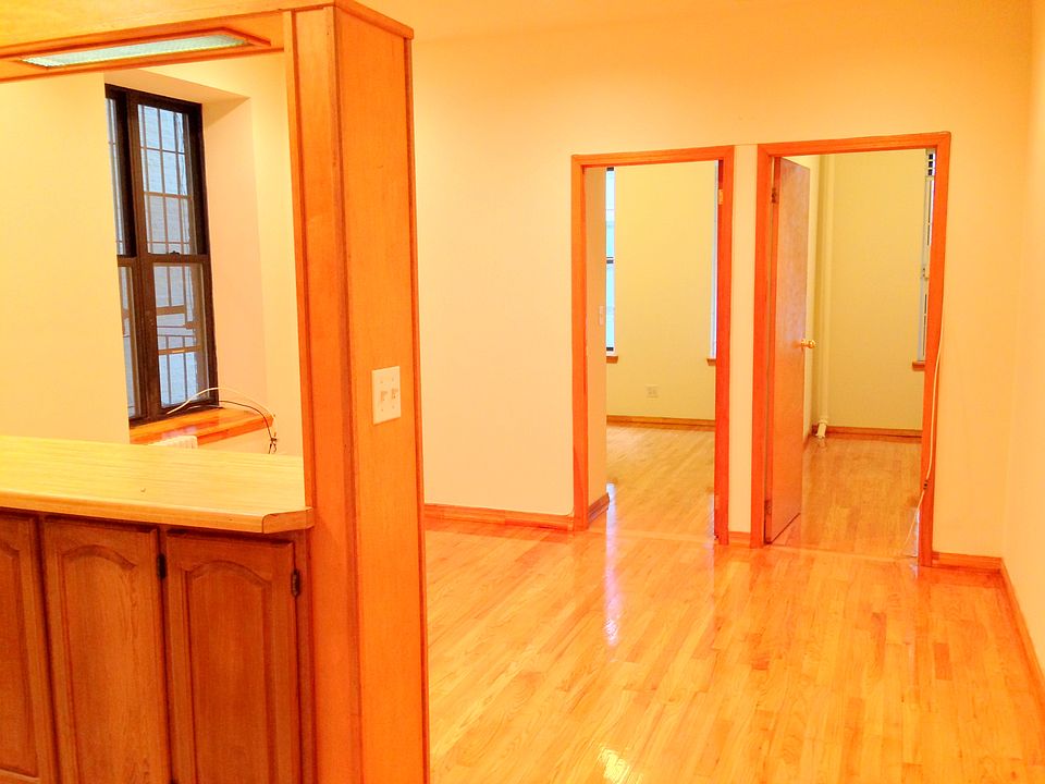 1st image of 304 E 5th St Frnt 1