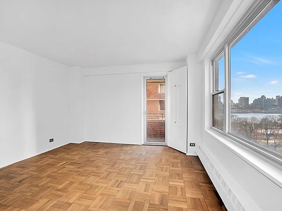 3rd image of 457 Franklin D Roosevelt Dr APT A1004