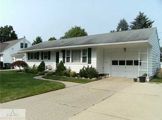 4912 Alpha St, Lansing, MI 48910