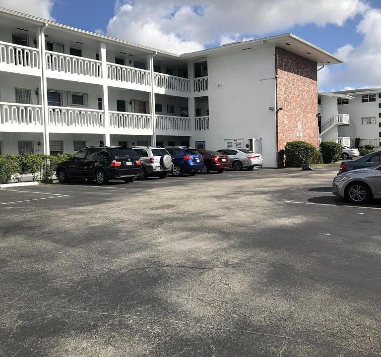 1st image of 4750 NW 10th Ct APT 302
