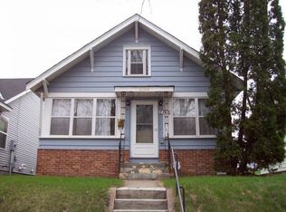 2746 Thomas Ave N, Minneapolis, MN 55411