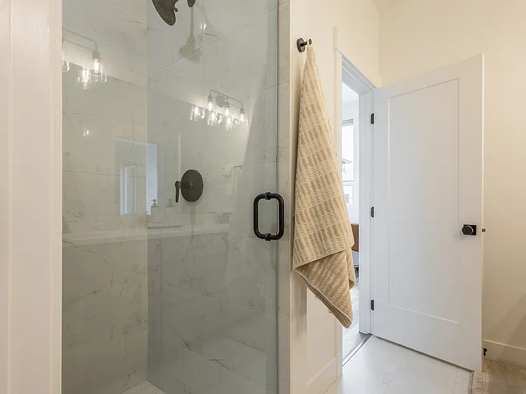 290 S Filbert Ln — Photo 26