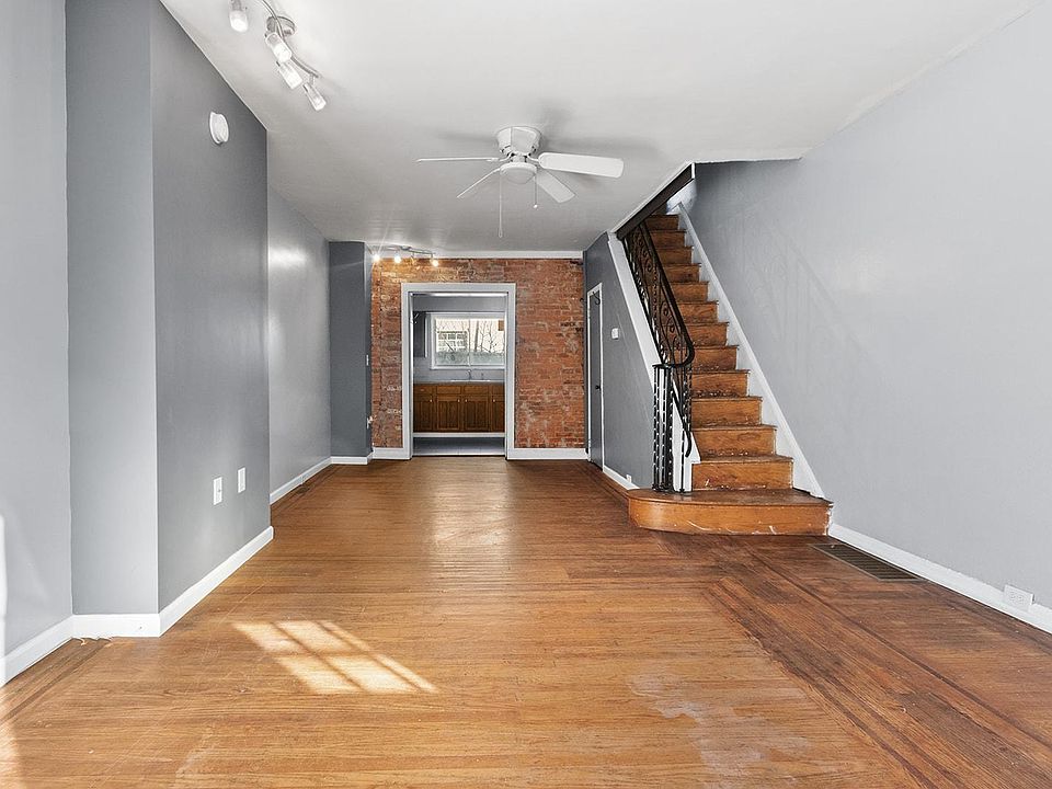 1st image of 2009 S Darien St
