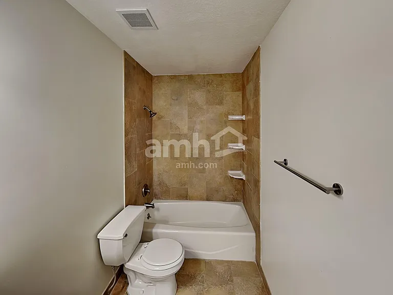 3327 N 1050 E — Photo 14