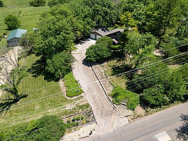 6040 NW Green Hills Rd, Topeka, KS 66618 | Zillow