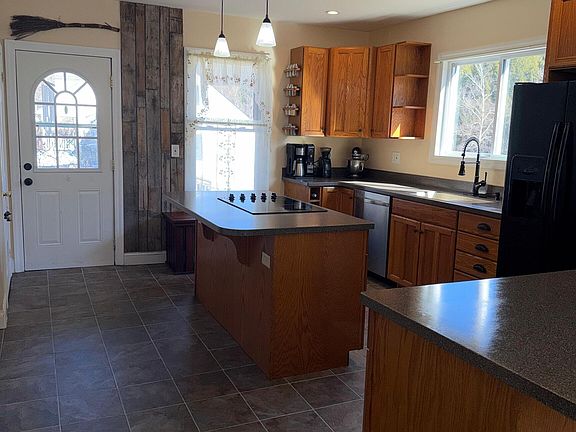 5th image of 420 Norfolk Road