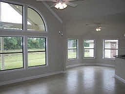 3rd image of 2024 Brentwood Dr