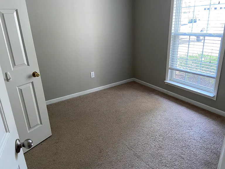 4 Waterfield Ct — Photo 13