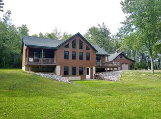 28 Mountain View Dr, Newport, ME 04953