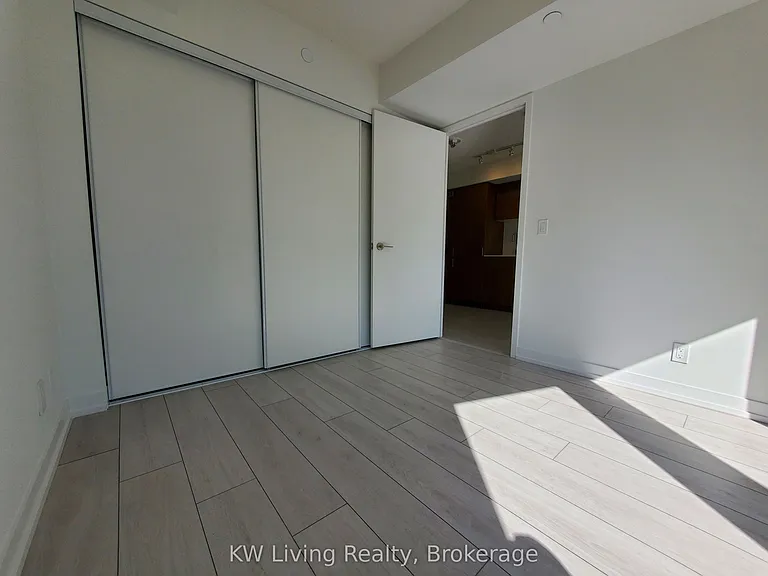 60 Shuter St #2603 — Photo 10