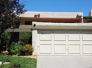 27 Cottonwood Cir, Rolling Hills, CA 90274