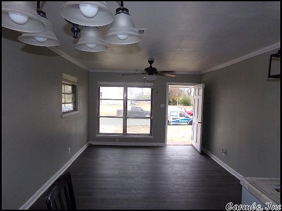 2nd image of 5004 N Woodland Dr