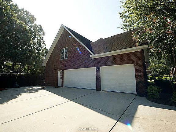 4th image of 4204 Wildwood Lndg