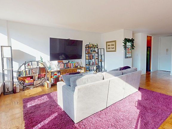 3rd image of 333 E 30th St APT 10J