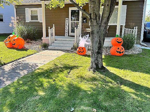 4th image of 119 Oliver Ave