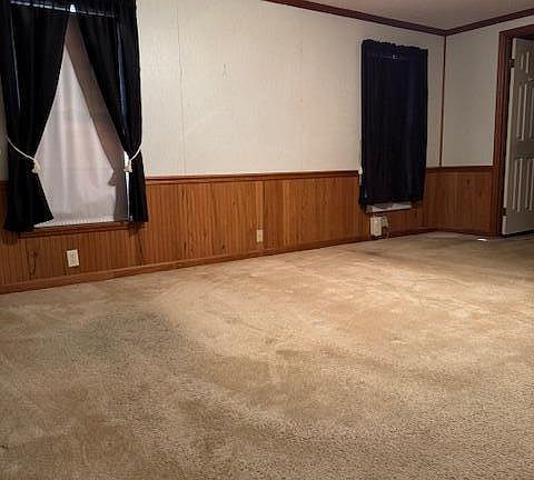 5th image of 242 Bluebird Ln