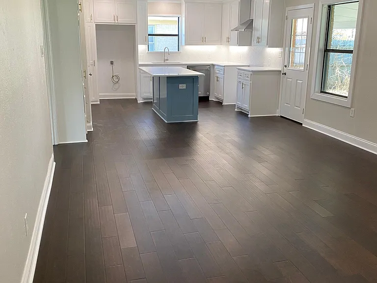 5412 Fursman Ave — Photo 3