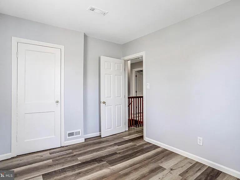 6226 20th Ave — Photo 34