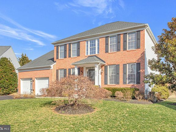 2nd image of 8303 Hope Point Ct