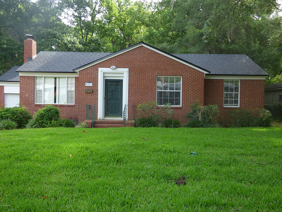1st image of 4303 Peachtree Cir E